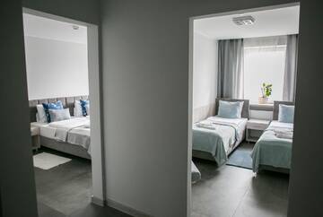 Фото номера Четырехместный номер Отель Hotel Greys Polonia г. Zasutowo 5