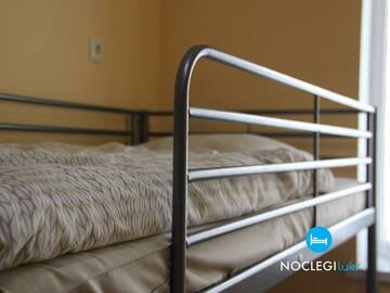 Фото номера Трехместный номер с собственной ванной комнатой Хостелы NoclegiLuks г. Zasutowo 2